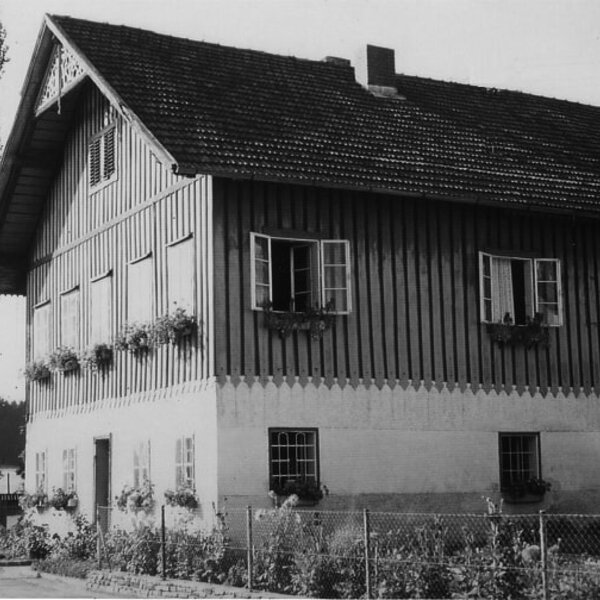 Die ehemalige Pfarre Sigharting / © Pfarrgemeinde Sigharting Die ehemalige Pfarre Sigharting