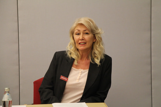 Silvia Weber schilderte persönliche Erfahrungen.