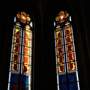 Glasfenster im Linzer Mariendom